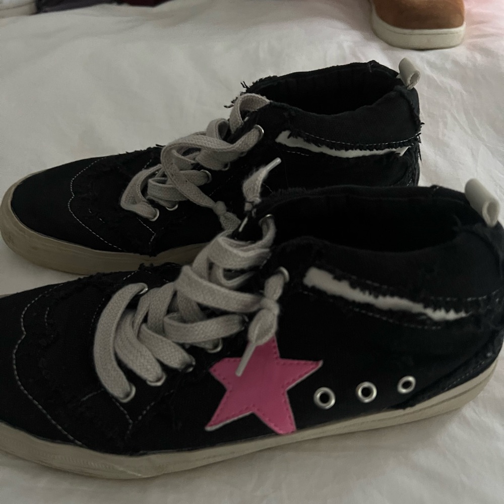 Black and Pink Star Sneakers
